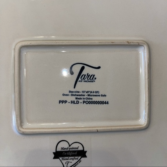 Tara at Home Casserole Dish - Picture 5 of 5